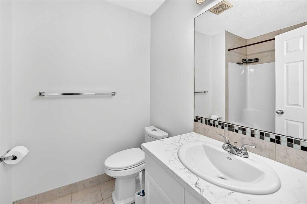 187 Arbour Meadows Close Nw, Calgary, AB - Indoor Photo Showing Bathroom