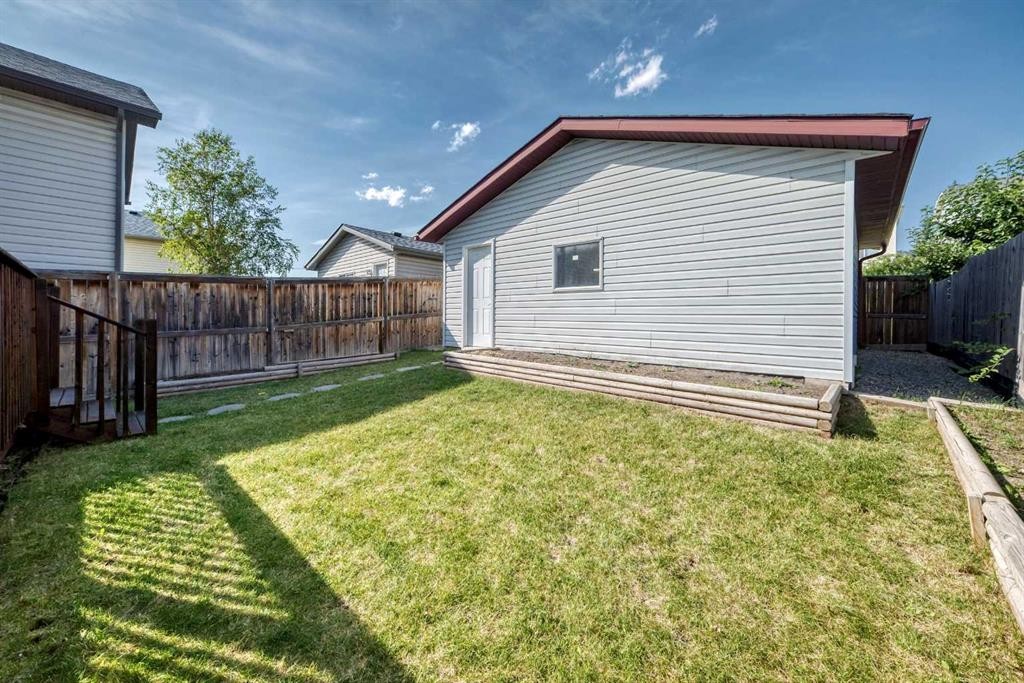 187 Arbour Meadows Close Nw, Calgary, AB - Outdoor With Exterior