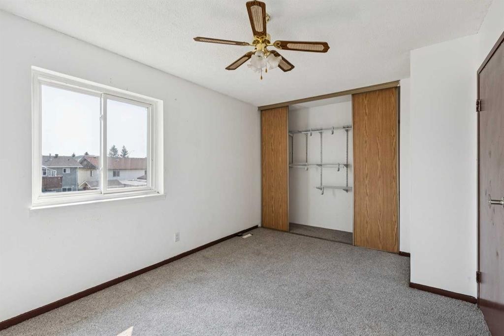 104 Falmere Way Ne, Calgary, AB - Indoor Photo Showing Other Room