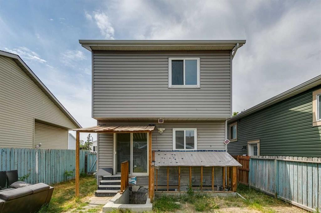 104 Falmere Way Ne, Calgary, AB - Outdoor With Exterior