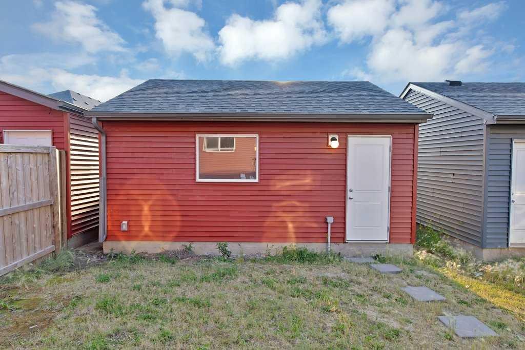 25 Savanna Manor Ne, Calgary, AB - Outdoor With Exterior