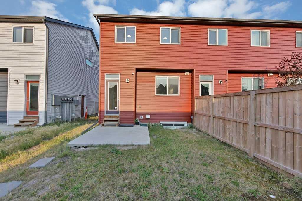 25 Savanna Manor Ne, Calgary, AB - Outdoor With Exterior