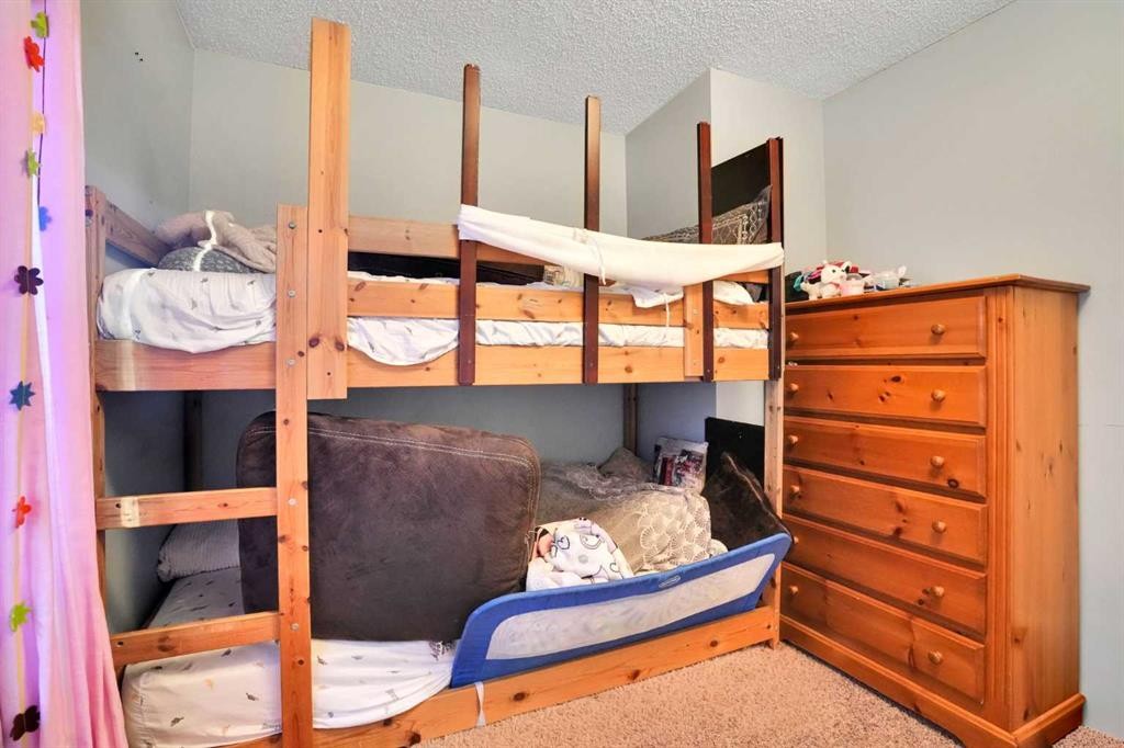 3429 Cedarille Drive Sw, Calgary, AB - Indoor Photo Showing Other Room
