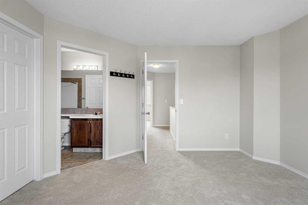 51 Covehaven Mews Ne, Calgary, AB - Indoor