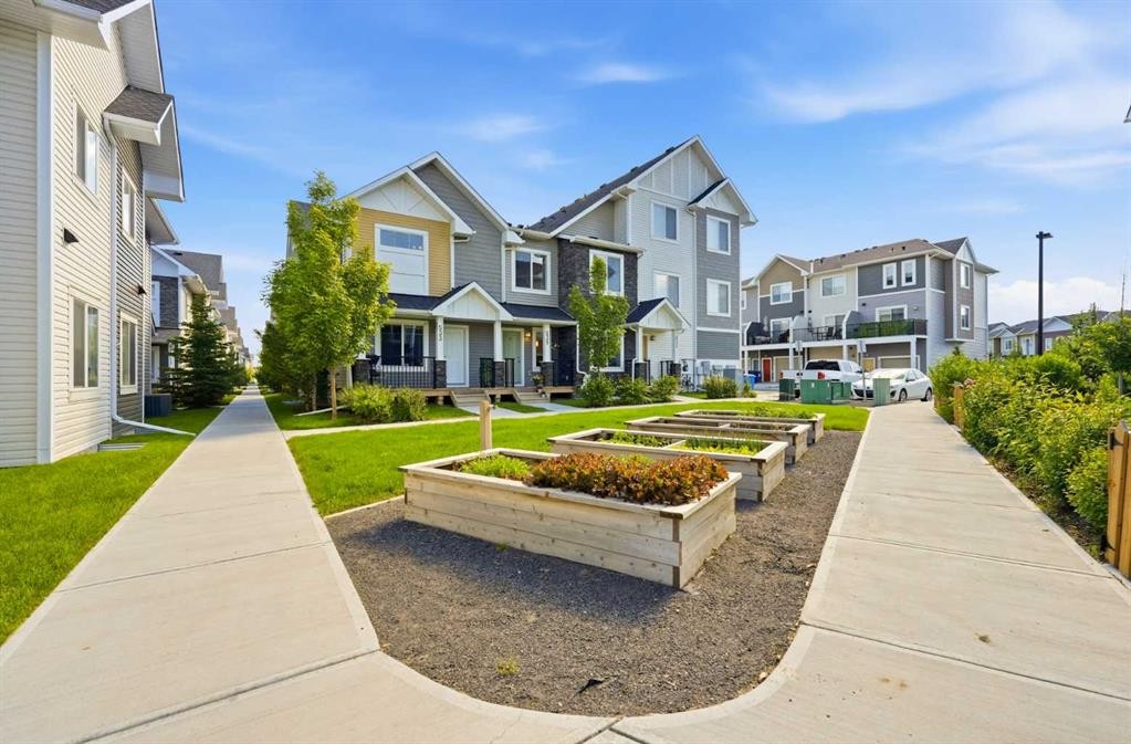 535 Canals Crossing Sw, Airdrie, AB - Outdoor With Facade