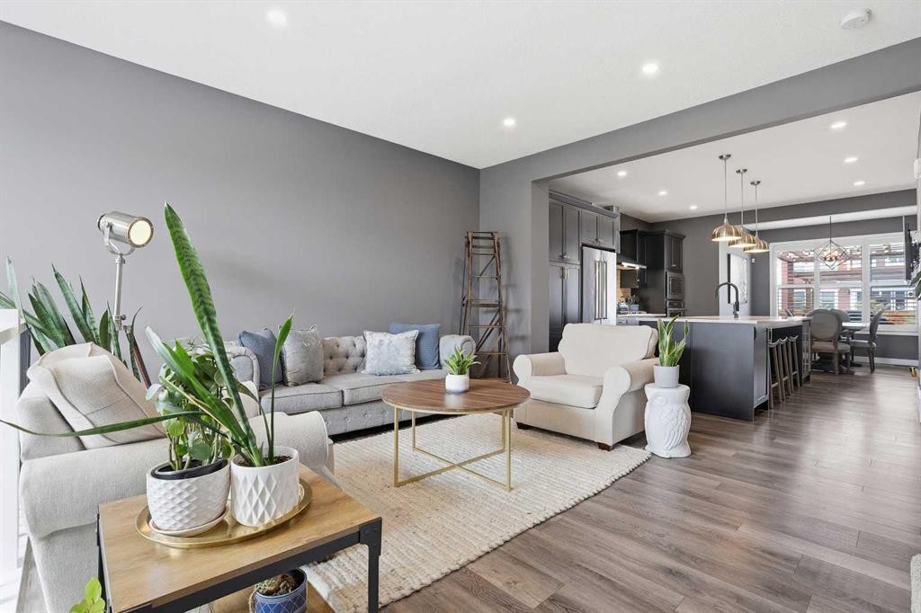 374 Masters Road Se, Calgary, AB