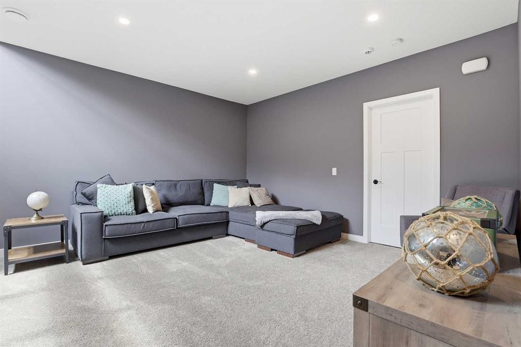374 Masters Road Se, Calgary, AB