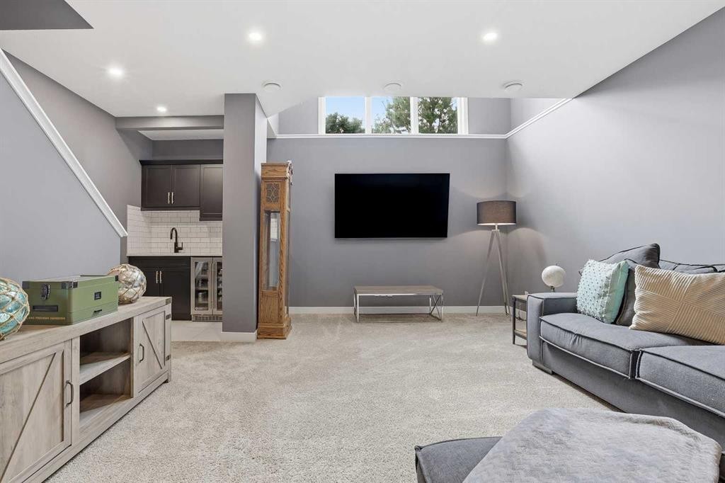 374 Masters Road Se, Calgary, AB