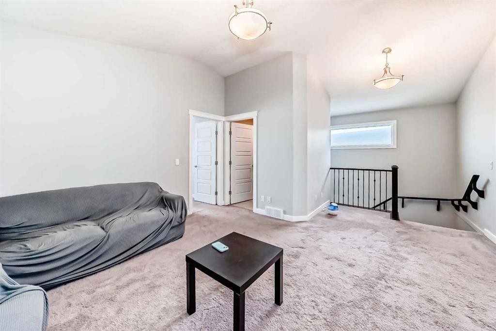 144 Nolancrest Circle Nw, Calgary, AB - Indoor Photo Showing Other Room