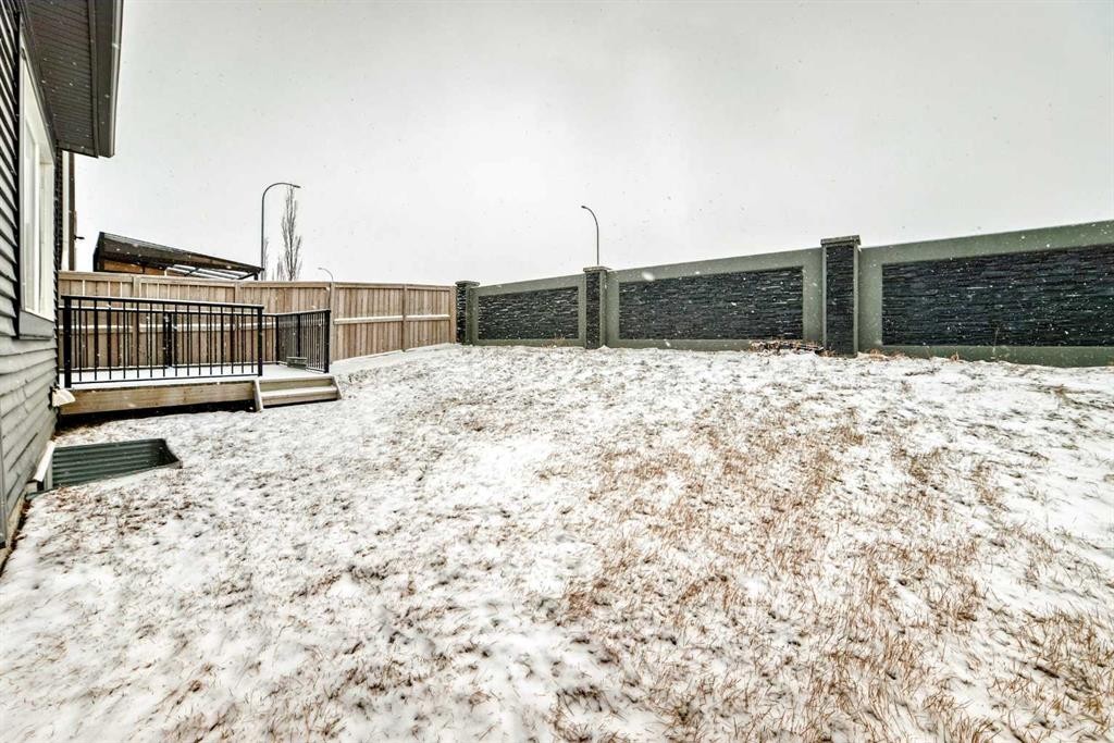 144 Nolancrest Circle Nw, Calgary, AB - Outdoor