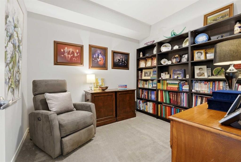 212-4150 Seton Drive Sw, Calgary, AB - Indoor Photo Showing Office