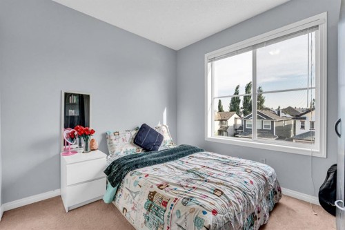 28 Everhollow Way Sw, Calgary, AB 