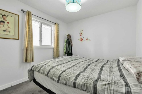 154 Redstone Common Ne, Calgary, AB - Indoor Photo Showing Bedroom