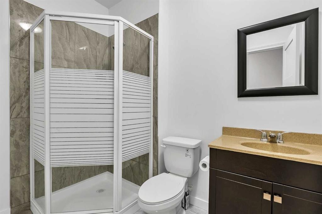 154 Redstone Common Ne, Calgary, AB - Indoor Photo Showing Bathroom
