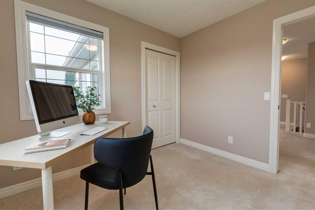 357 Kincora Drive Nw, Calgary, AB - Indoor Photo Showing Office