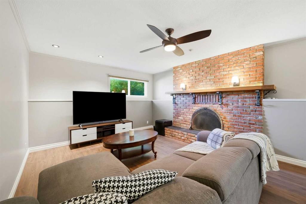 2445 Cherokee Drive Nw, Calgary, AB