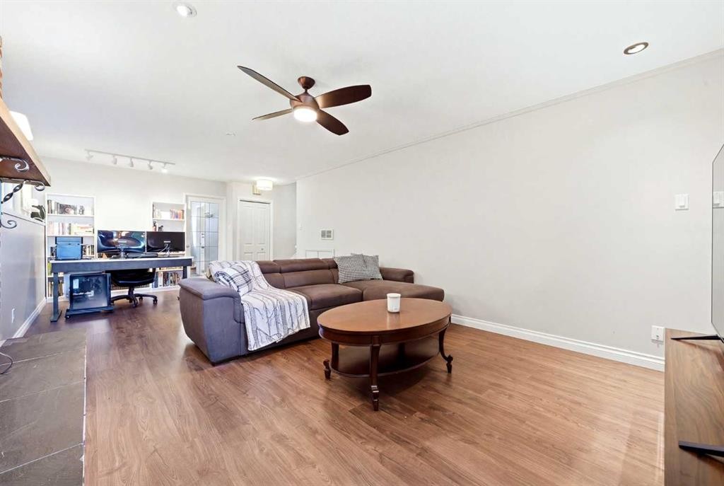 2445 Cherokee Drive Nw, Calgary, AB