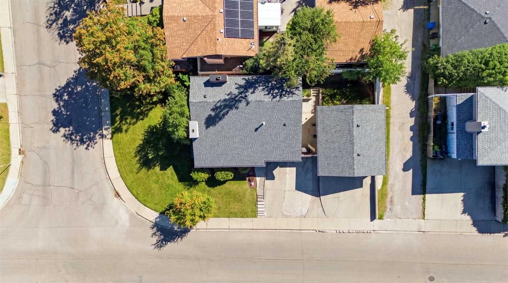2445 Cherokee Drive Nw, Calgary, AB