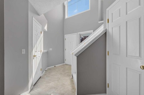234 Chapalina Place Se, Calgary, AB 