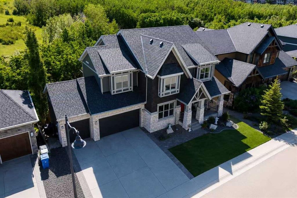30 Ascot Crescent Sw, Calgary, AB - Outdoor