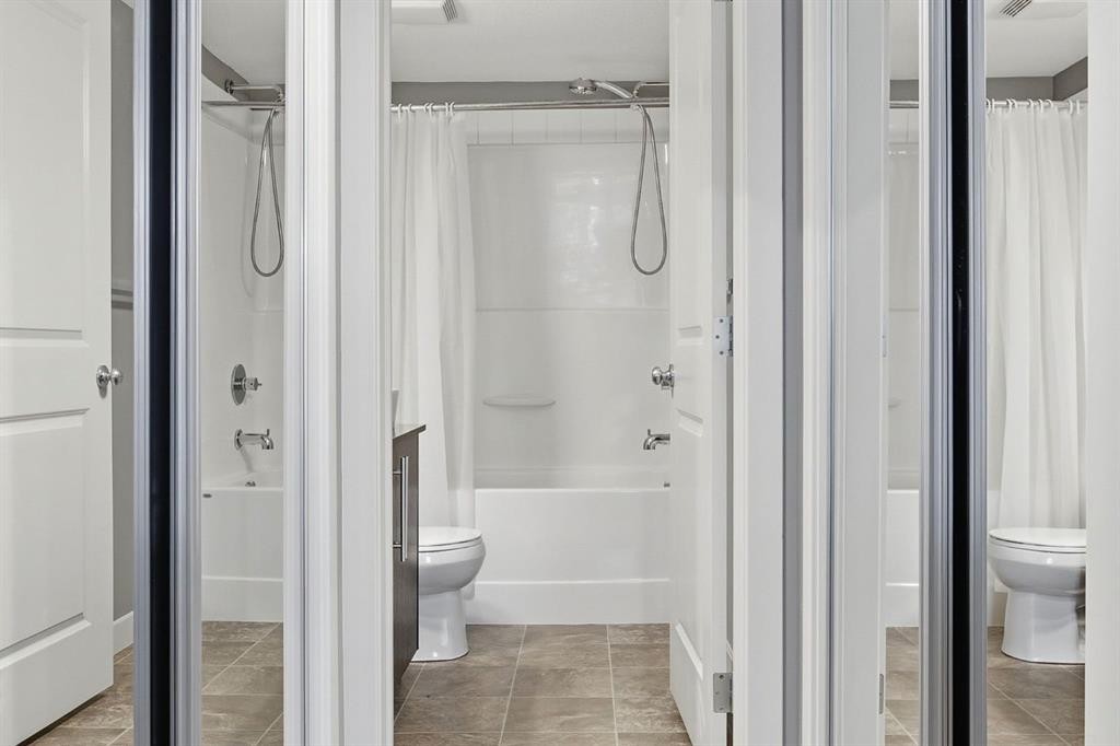 5105-155 Skyview Ranch Way Ne, Calgary, AB - Indoor Photo Showing Bathroom