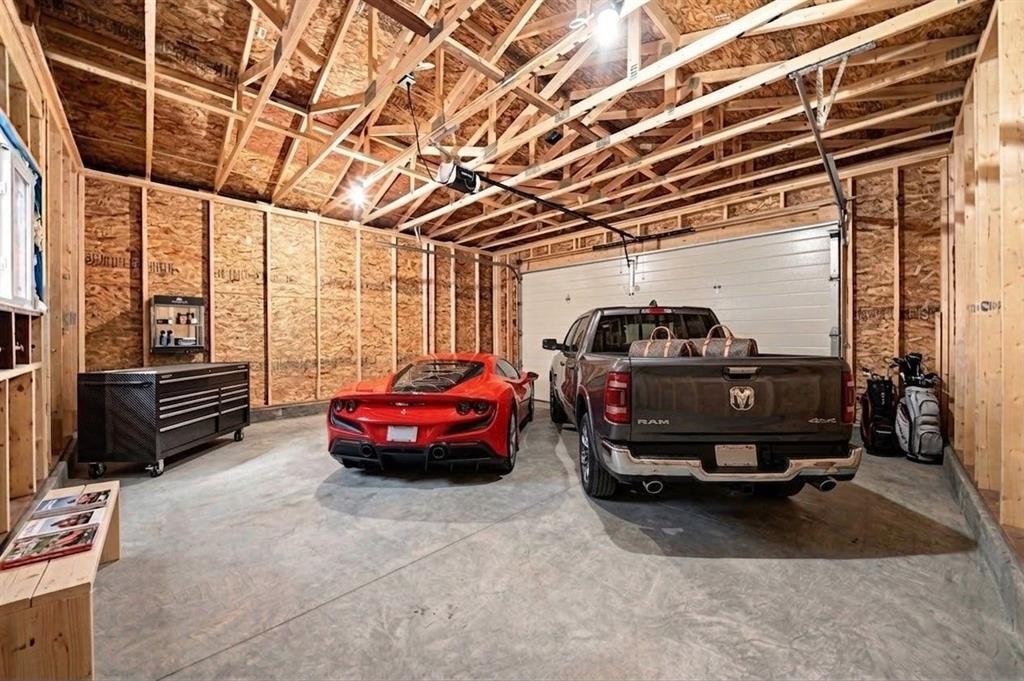 8304 11 Street Sw, Calgary, AB - Indoor Photo Showing Garage