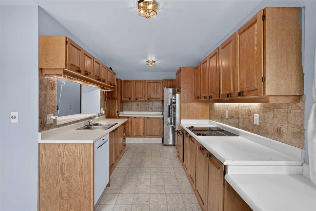 2604 Deer Side Drive Se, Calgary, AB