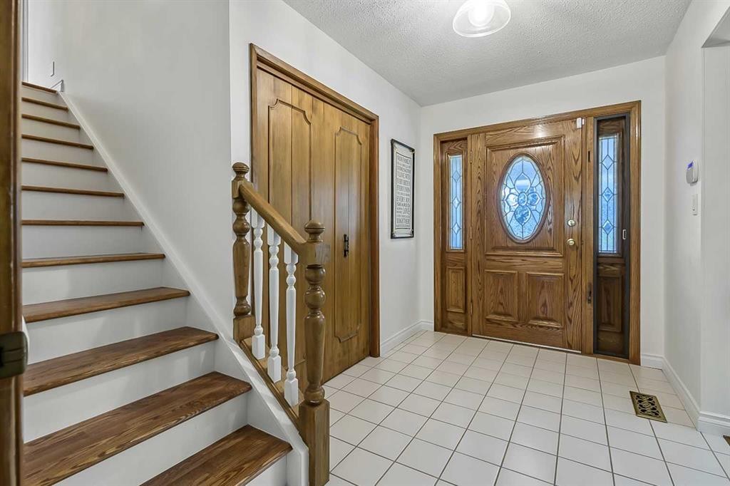 544 Willingdon Boulevard Se, Calgary, AB