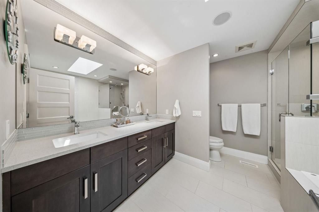 3302 39 Street Sw, Calgary, AB