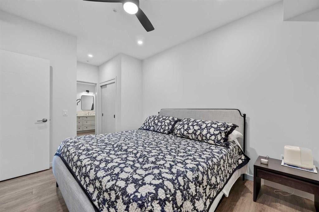 219-12 Mahogany Path Se, Calgary, AB - Indoor Photo Showing Bedroom