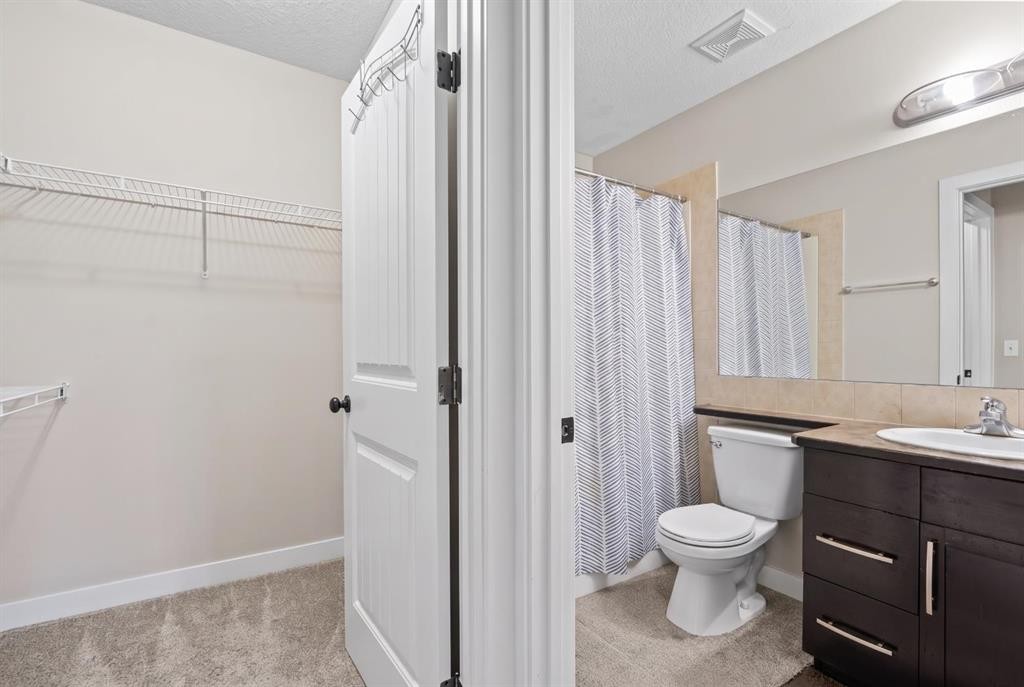 303 Saddlebrook Way Ne, Calgary, AB