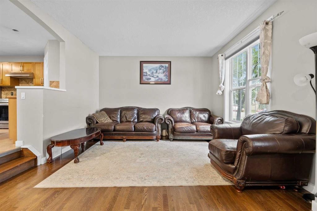 303 Saddlebrook Way Ne, Calgary, AB