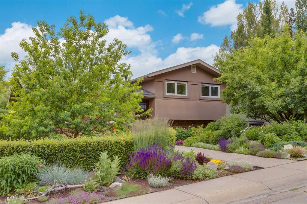 4903 Carney Road Nw, Calgary, AB - Outdoor