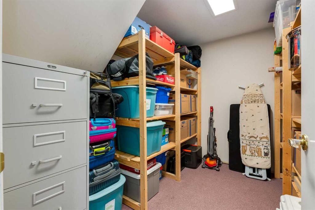 4903 Carney Road Nw, Calgary, AB - Indoor