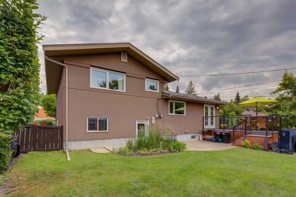 4903 Carney Road Nw, Calgary, AB - Outdoor With Deck Patio Veranda With Exterior