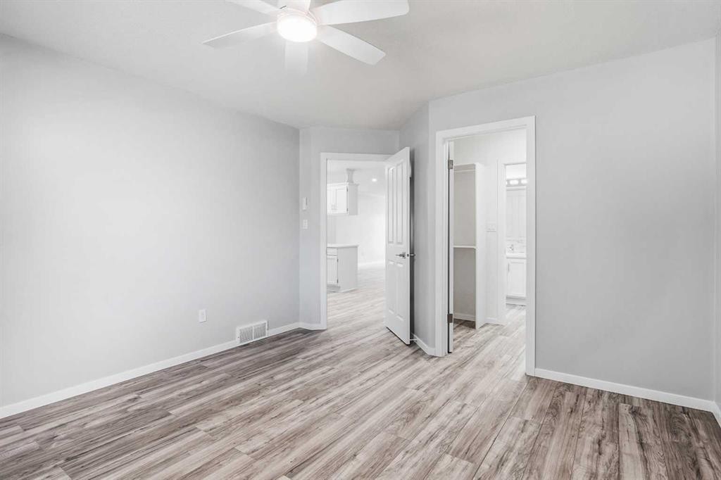 4014 Shannon Drive, Olds, AB - Indoor Photo Showing Other Room