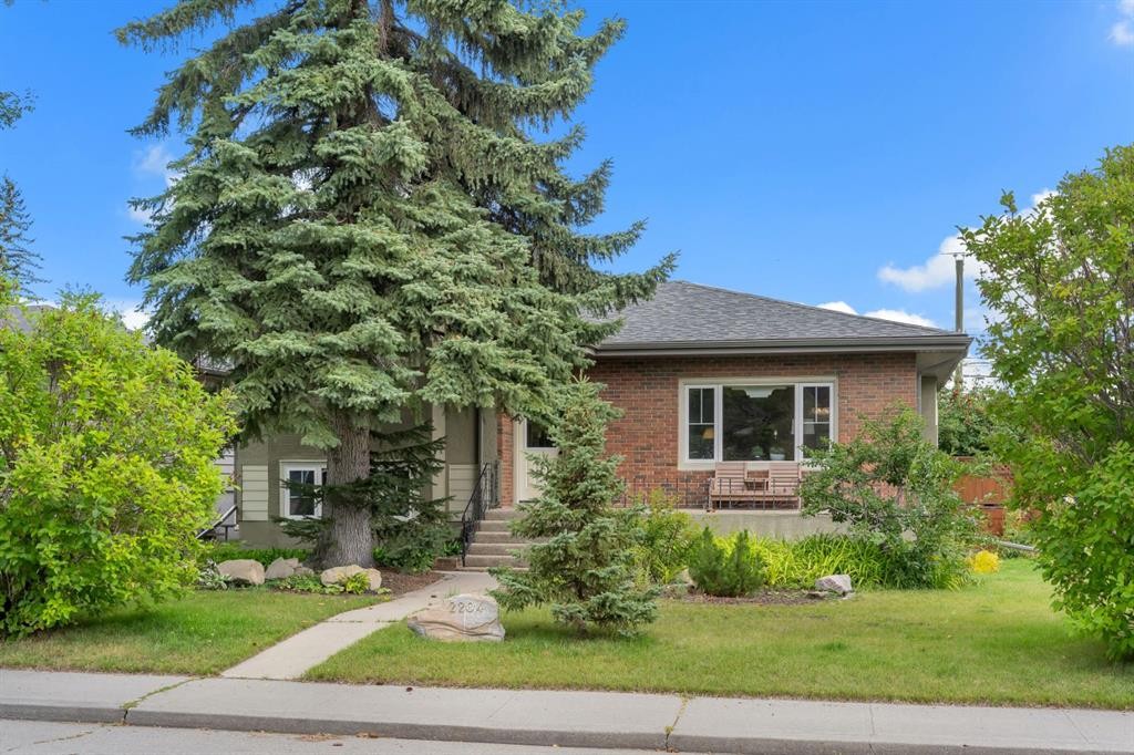 2204 Halifax Crescent Nw, Calgary, AB - Outdoor