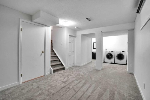 145 Bridleglen Road Sw, Calgary, AB - Indoor