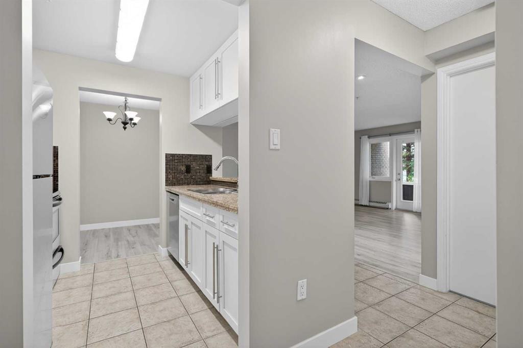 116-790 Kingsmere Crescent Sw, Calgary, AB - Indoor Photo Showing Kitchen