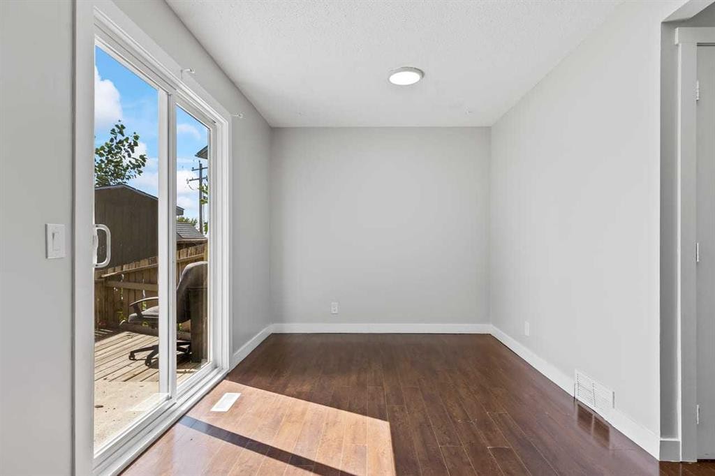 767 Whitehill Way Ne, Calgary, AB - Indoor Photo Showing Other Room