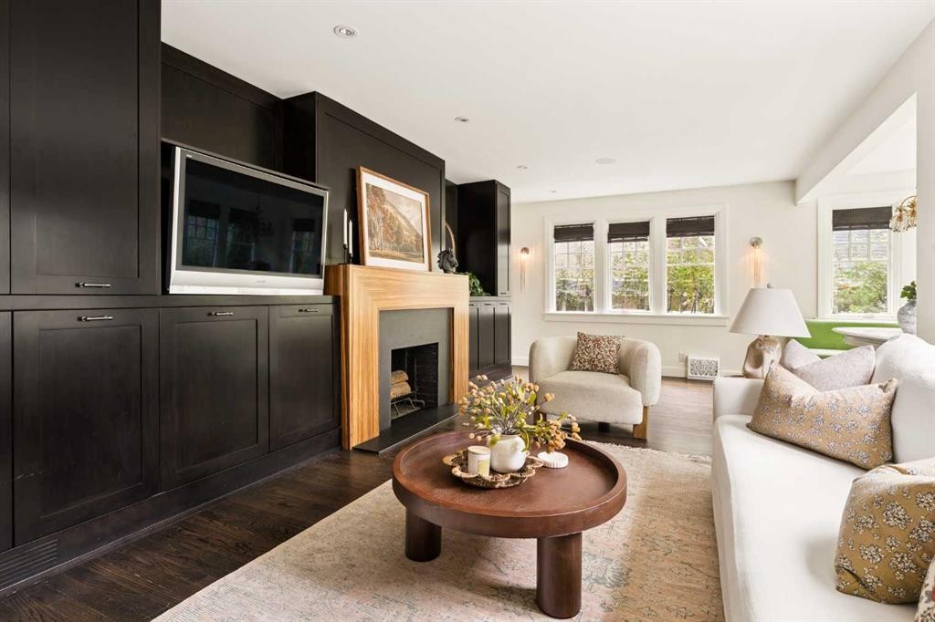 2610 10 Street Sw, Calgary, AB