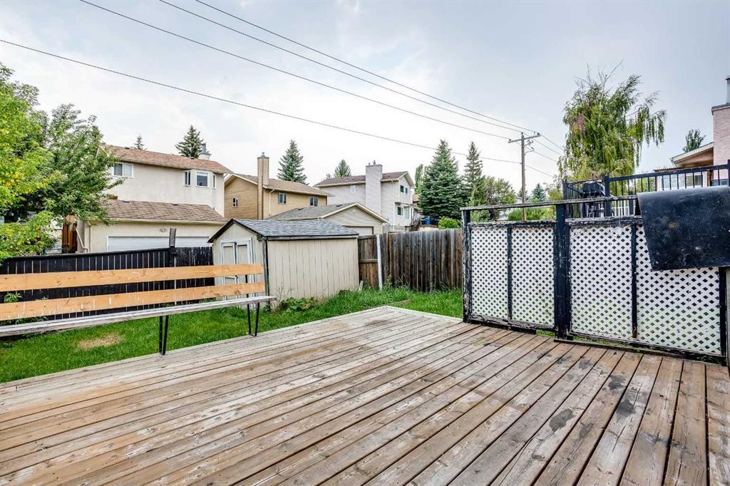 127 Shawinigan Drive Sw, Calgary, AB - Outdoor With Deck Patio Veranda With Exterior