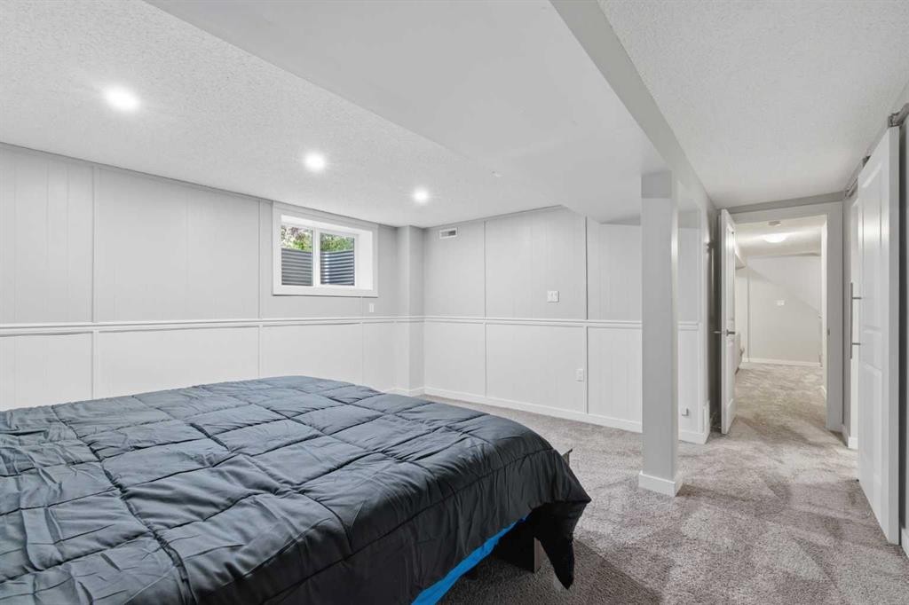 327 Lynnview Way Se, Calgary, AB