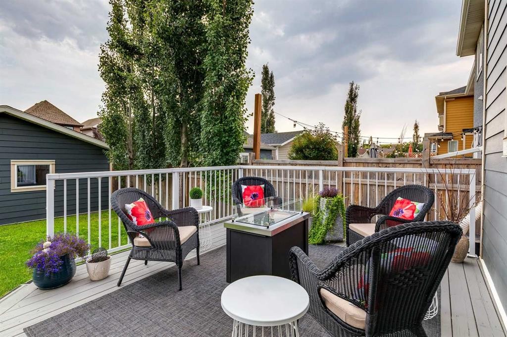 246 Mahogany Heights Se, Calgary, AB - Outdoor With Deck Patio Veranda With Exterior