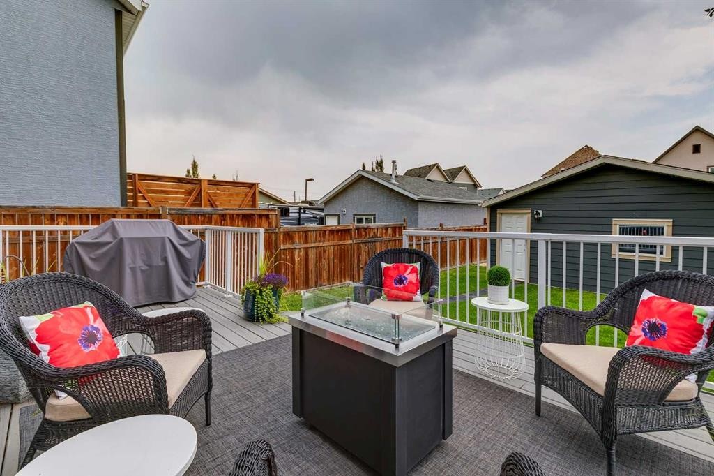246 Mahogany Heights Se, Calgary, AB - Outdoor With Deck Patio Veranda With Exterior