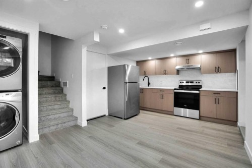 78 Saddlecrest Place Ne, Calgary, AB - Indoor Photo Showing Laundry Room