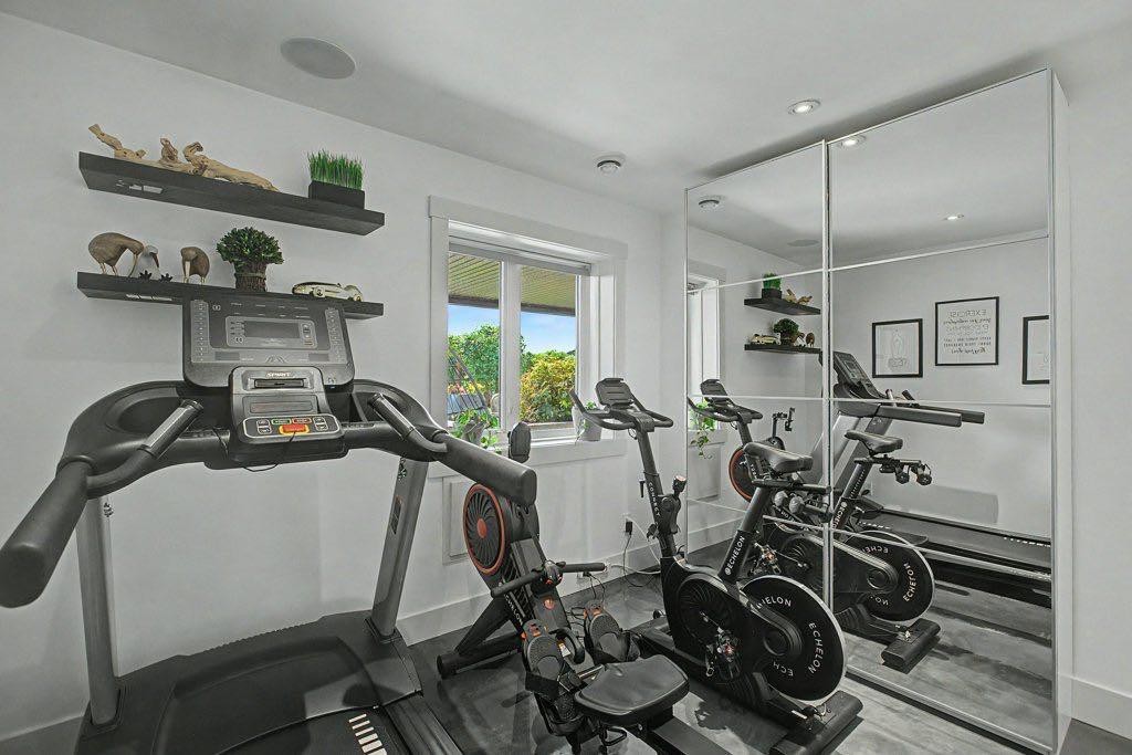 1355 Colgrove Avenue Ne, Calgary, AB - Indoor Photo Showing Gym Room
