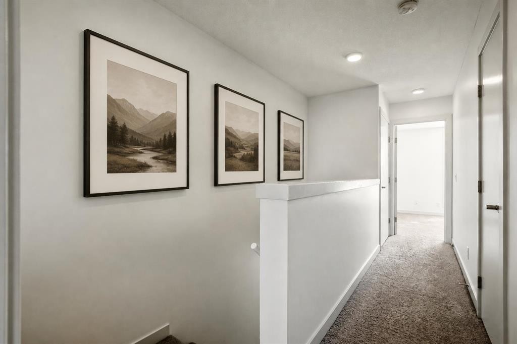 3529 69 Street Nw, Calgary, AB - Indoor Photo Showing Other Room