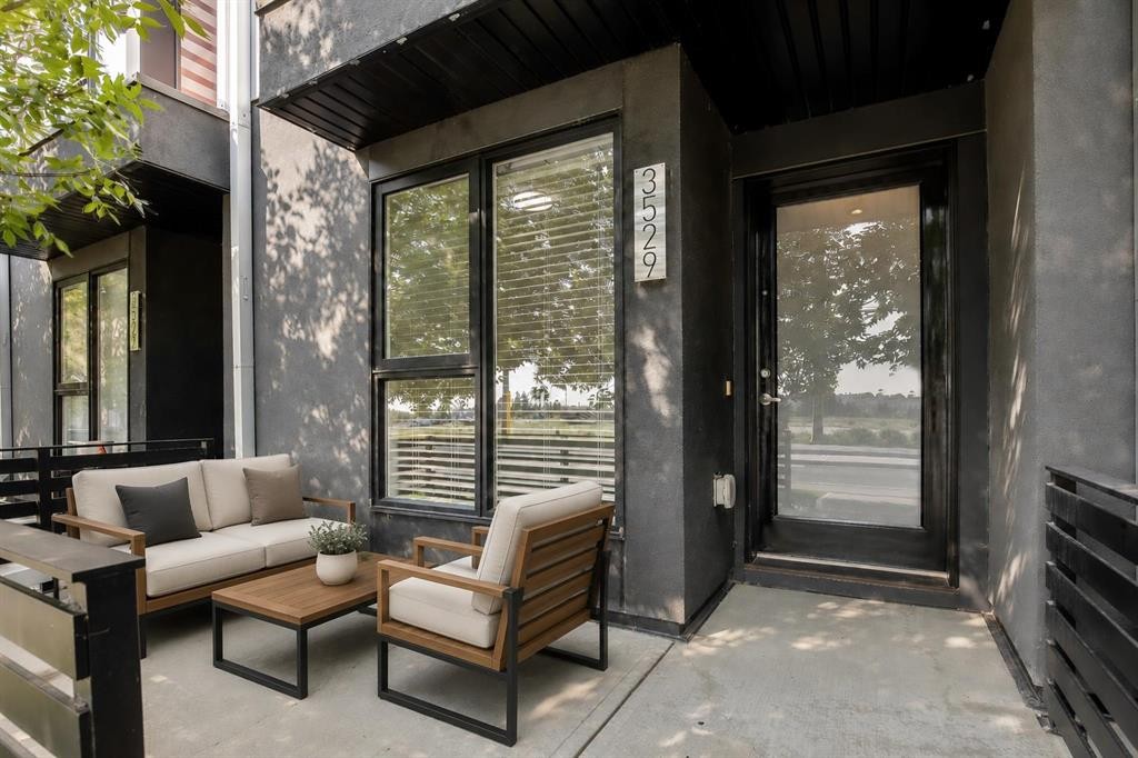 3529 69 Street Nw, Calgary, AB - With Exterior
