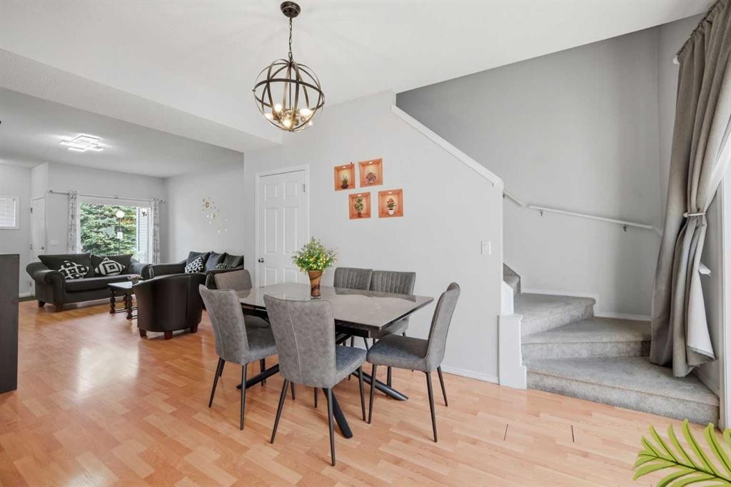 47 Bridlewood View Sw, Calgary, AB - Indoor Photo Showing Dining Room